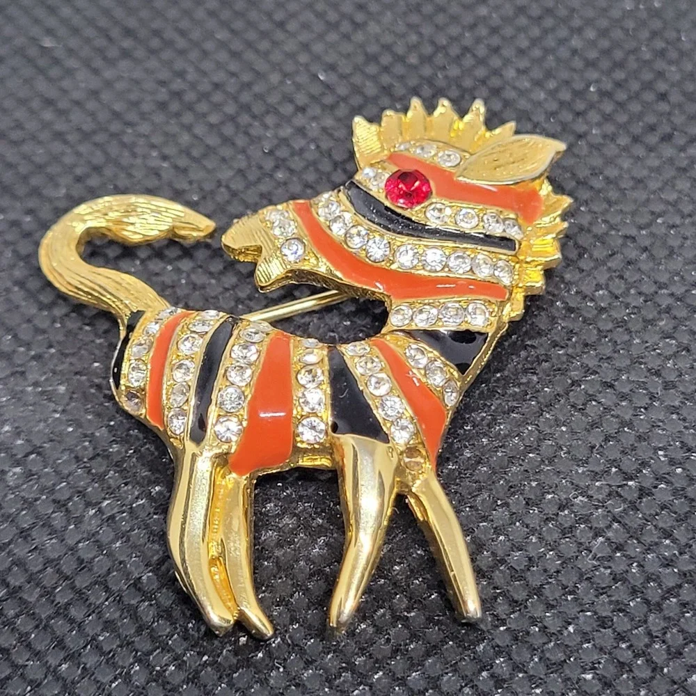 Zebra Brooch Enamel Rhinestone Animal‎ Pin Gold Tone Orange Stripe